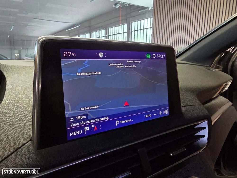 Peugeot 3008 BlueHDi 130 Stop & Start EAT8 GT Pack — fotografia 27