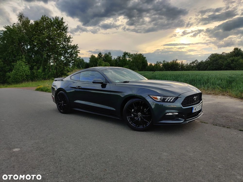 Ford Mustang 3.7 V6 - 1