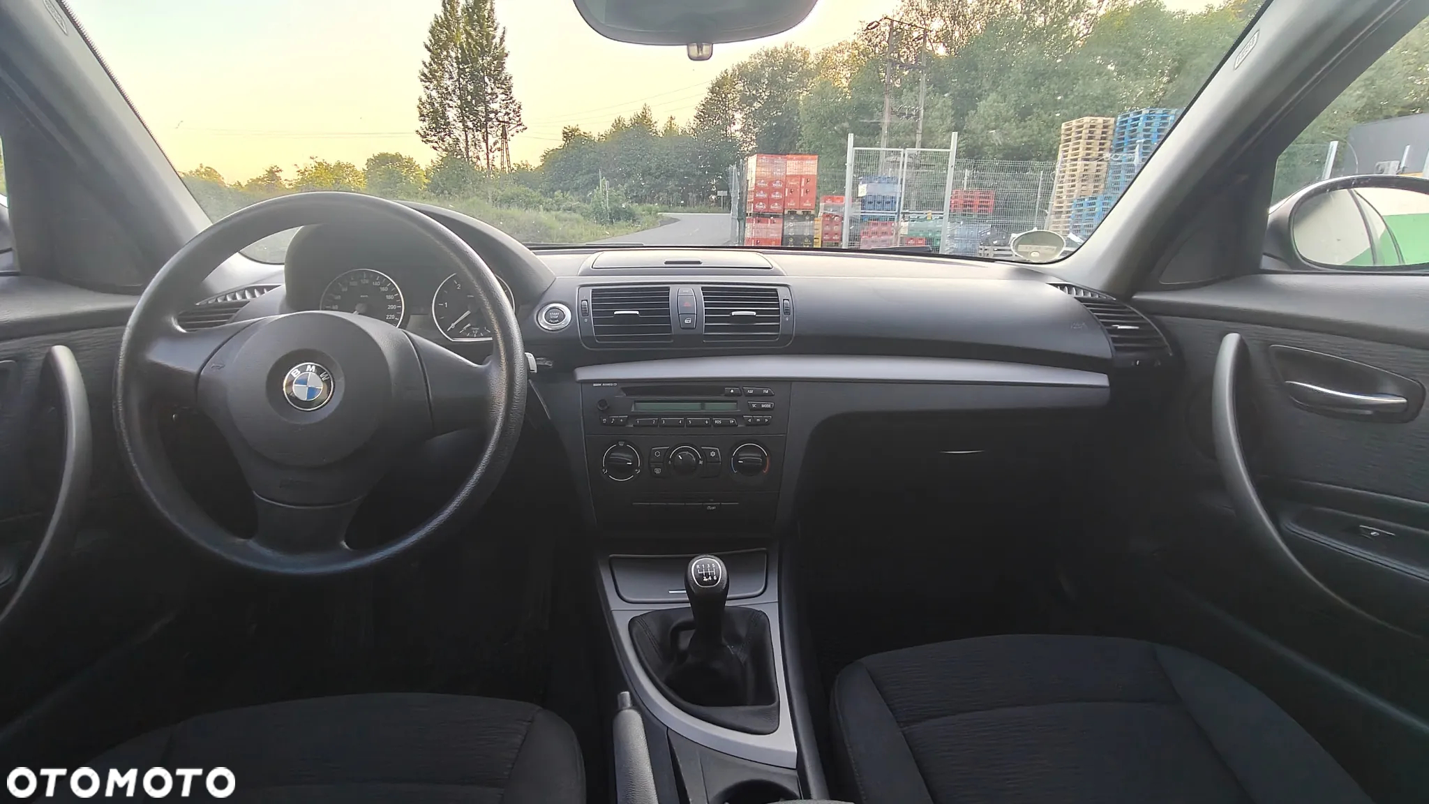 BMW Seria 1 116d - 22
