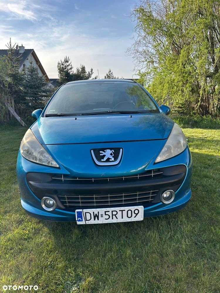 Peugeot 207 1.4 16V Trendy - 1