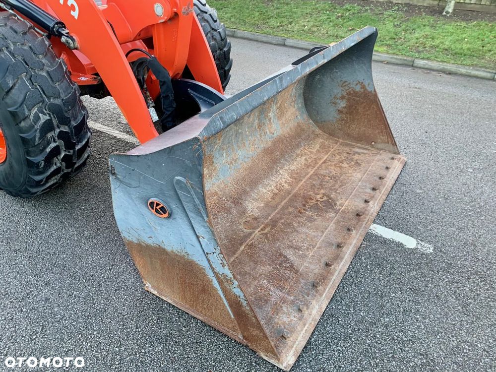 Kubota R085 - 9