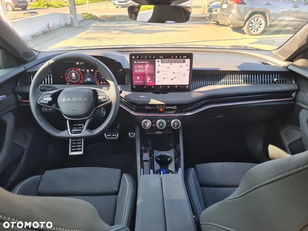 Skoda Superb 2.0 TDI SCR 4x4 Sportline DSG - 18