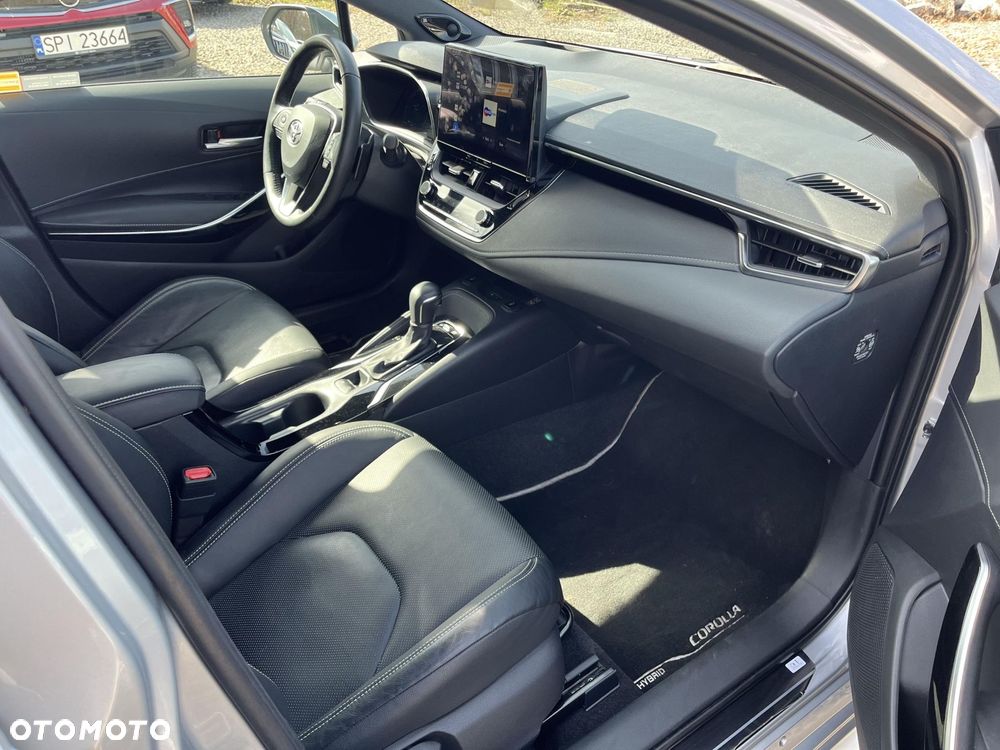 Toyota Corolla - 15