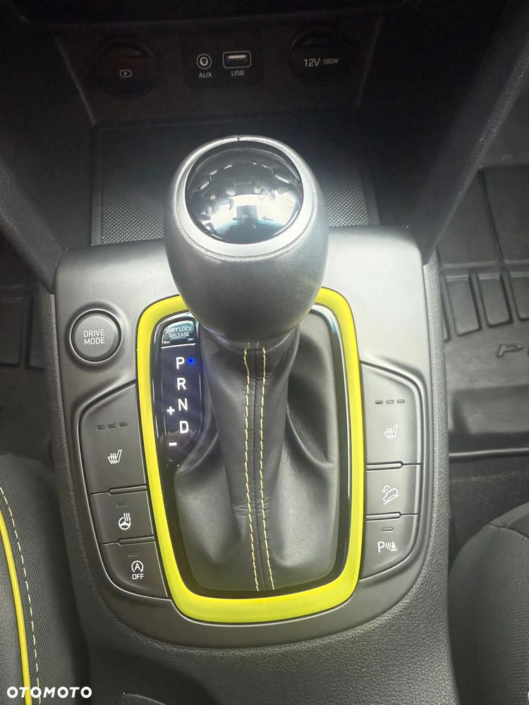 Hyundai Kona 1.6 T-GDI Premium DCT - 30