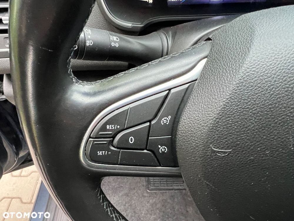 Renault Megane 1.3 TCe FAP Intens EDC - 16
