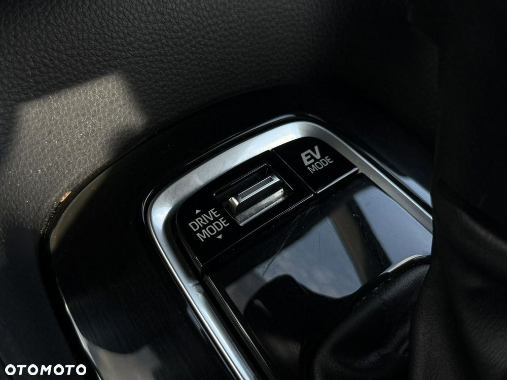 Toyota Corolla 1.8 Hybrid Comfort - 31