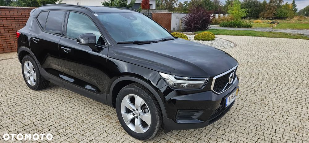 Volvo XC 40 T3 Momentum - 2