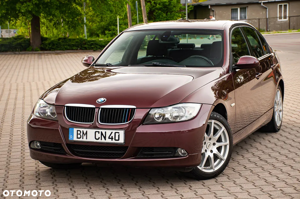 BMW Seria 3 320i - 16