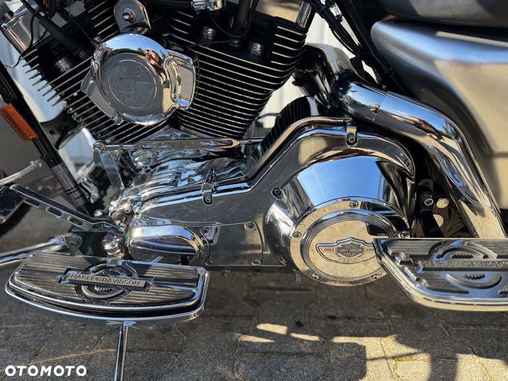Harley-Davidson Touring Road King - 24