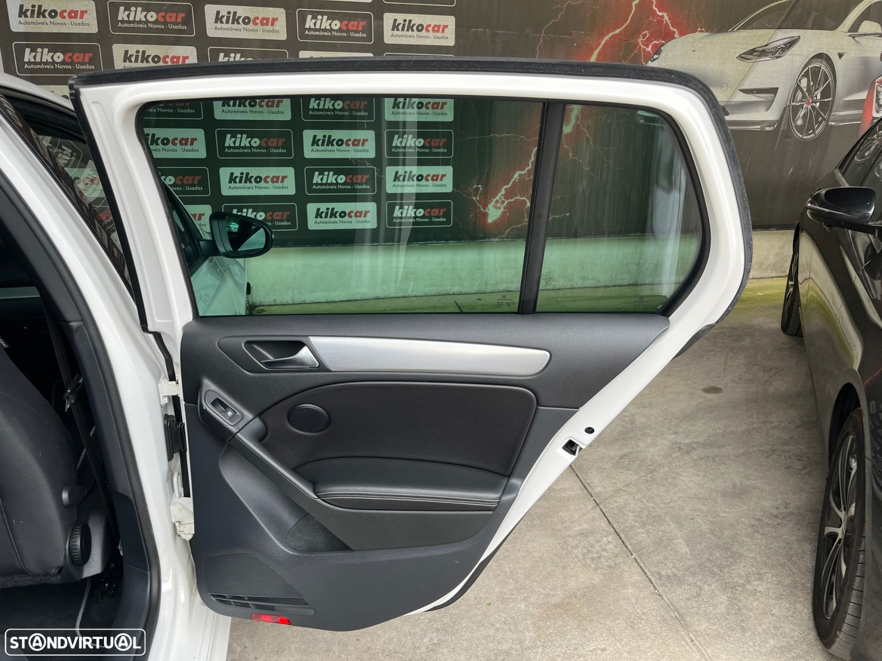 VW Golf 2.0 R DSG - 48