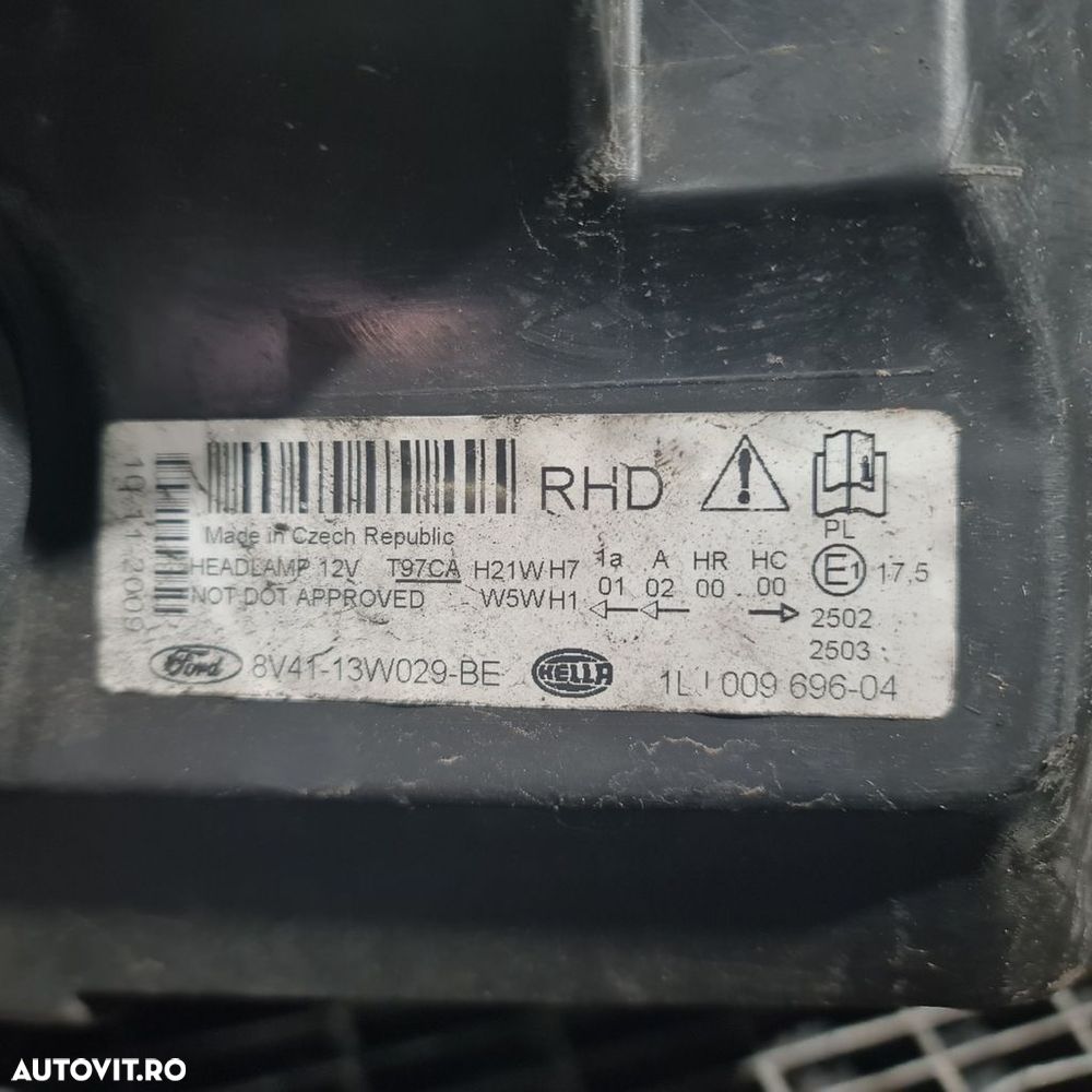 Far Dreapta Ford Kuga 2008 - 2012 SUV 4 Usi (1383) Fara xenon 8V4113W029BE - 3