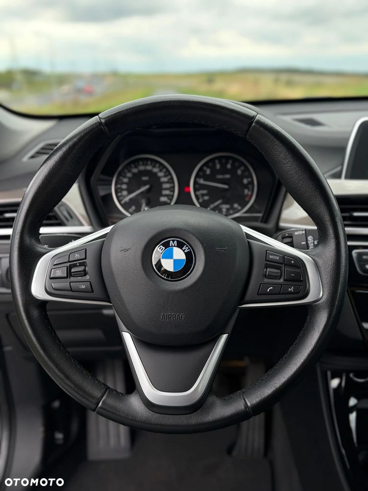 BMW X1 sDrive18i - 29