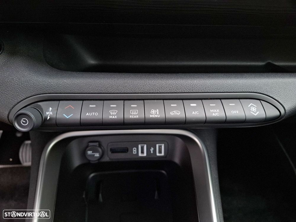 Jeep Avenger 1.2 GSE T3 Altitude - 21