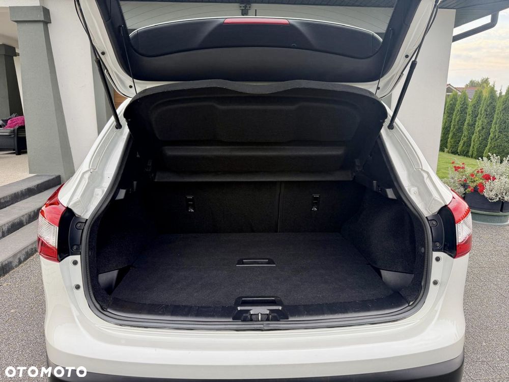Nissan Qashqai 1.2 DIG-T 360 - 16