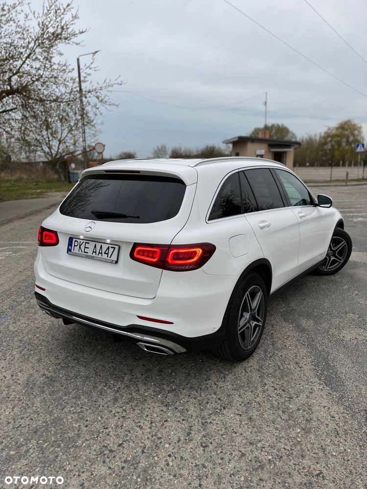 Mercedes-Benz GLC 300 d 4Matic 9G-TRONIC AMG Line Plus - 12