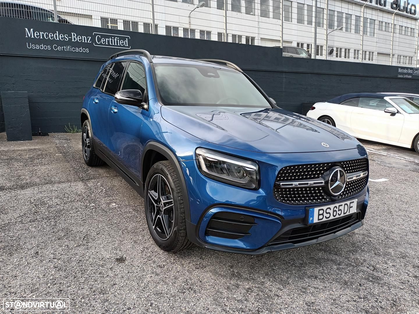 Mercedes-Benz GLB 200 d AMG Line - 3
