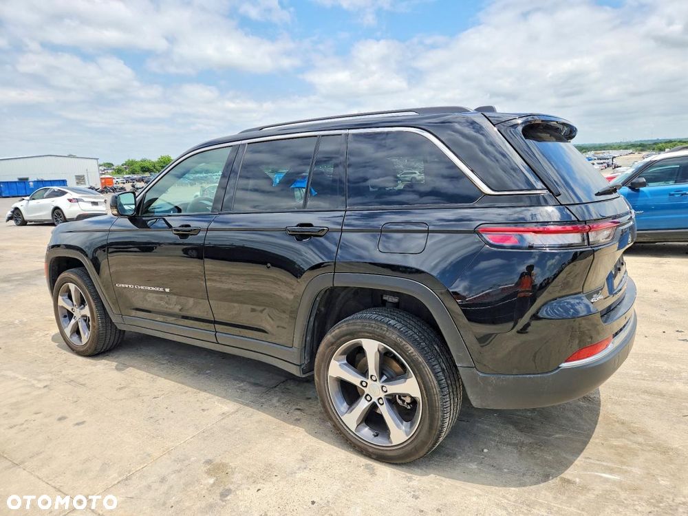 Jeep Grand Cherokee - 2