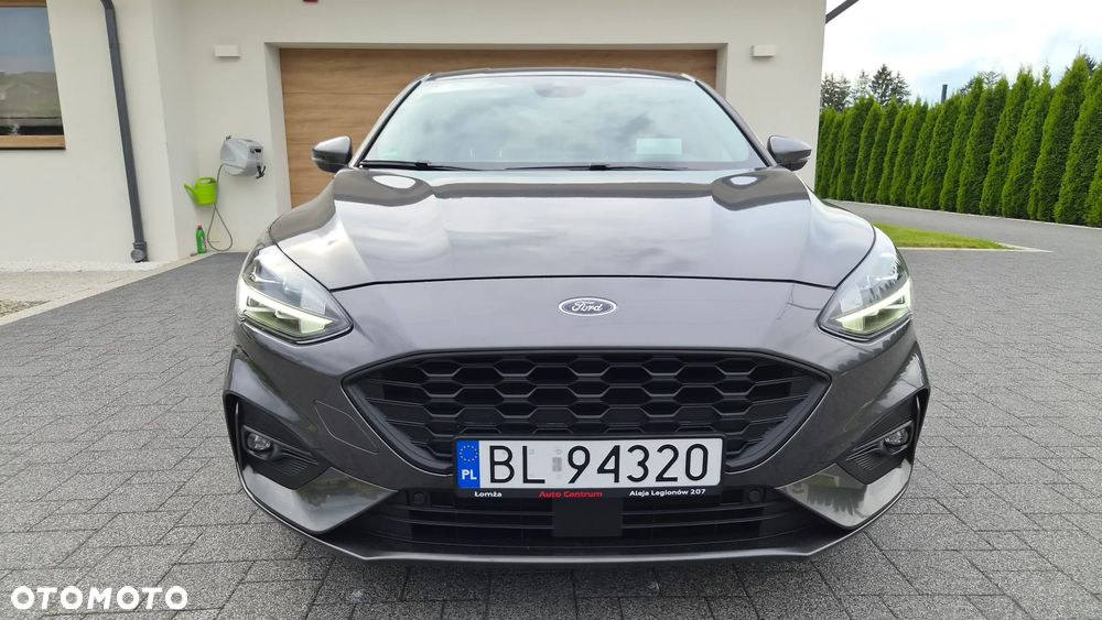 Ford Focus 1.0 EcoBoost Hybrid ST-LINE DESIGN - 29