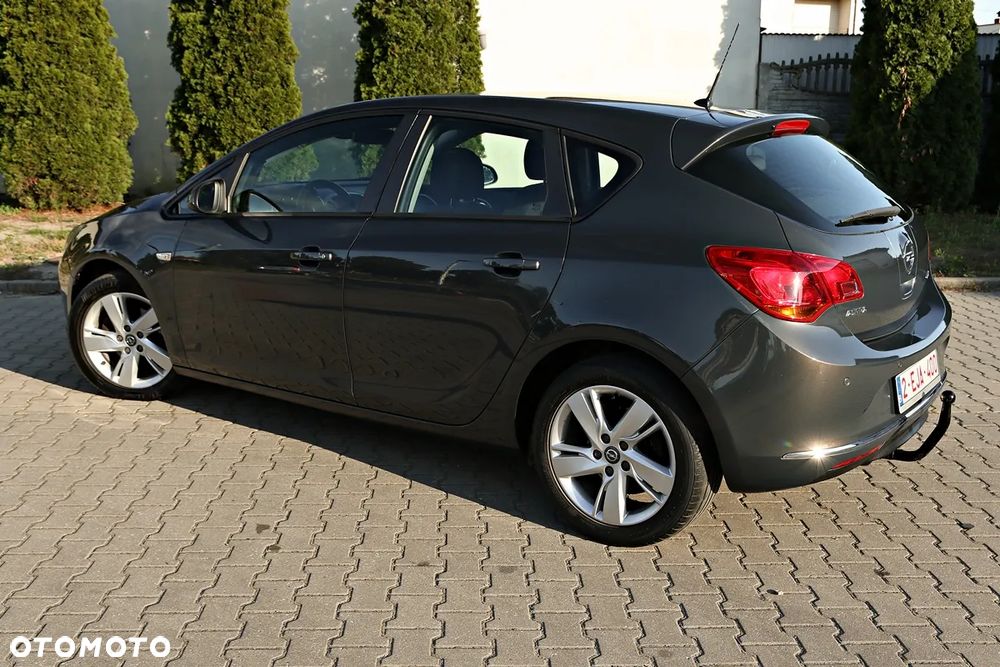 Opel Astra 1.7 CDTI DPF Cosmo - 27