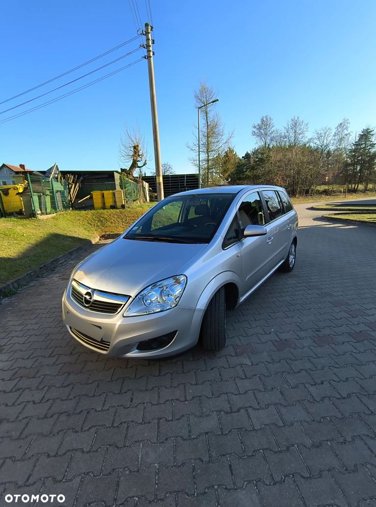 Opel Zafira 1.9 CDTI Enjoy - 4