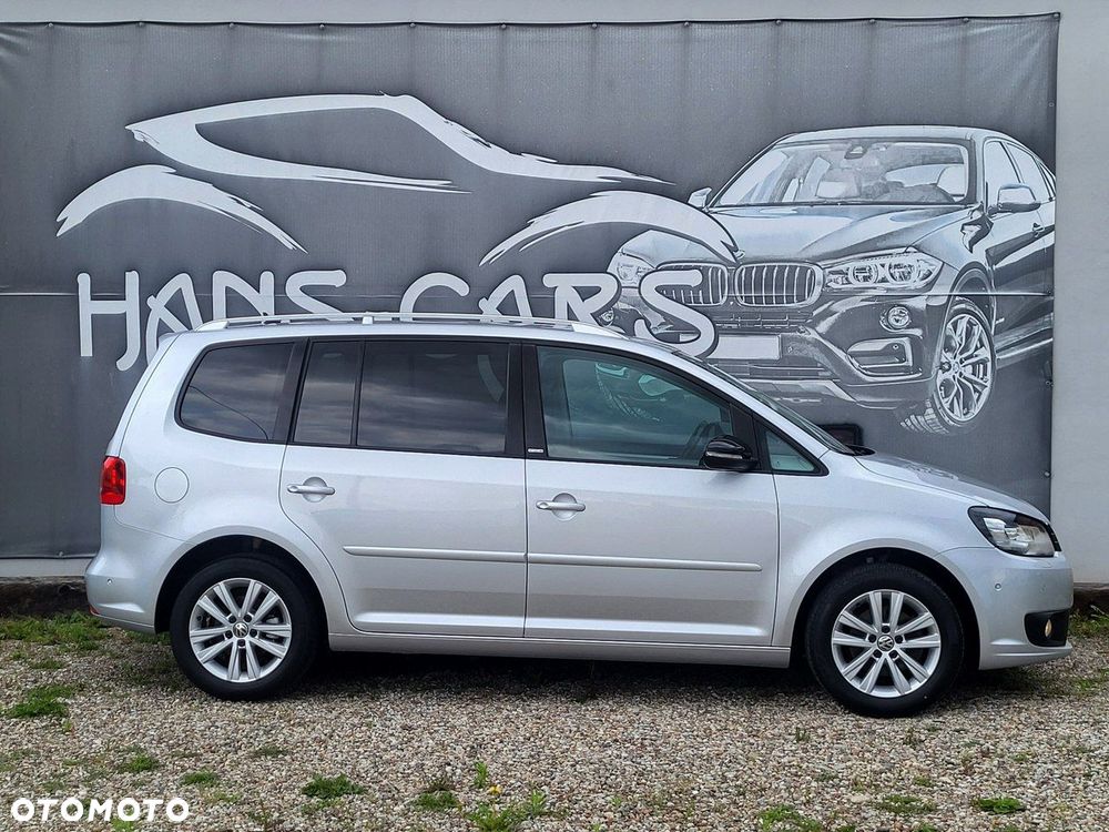 Volkswagen Touran - 11