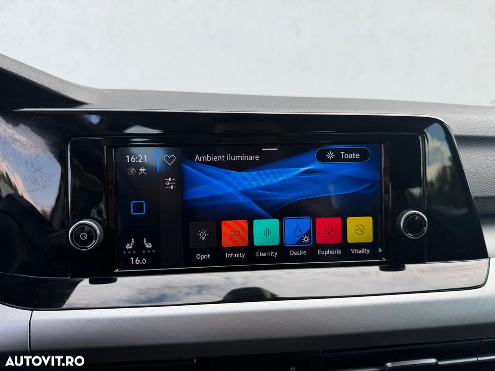 Volkswagen Golf 1.5 eTSI MHEV 150CP DSG Life - 16