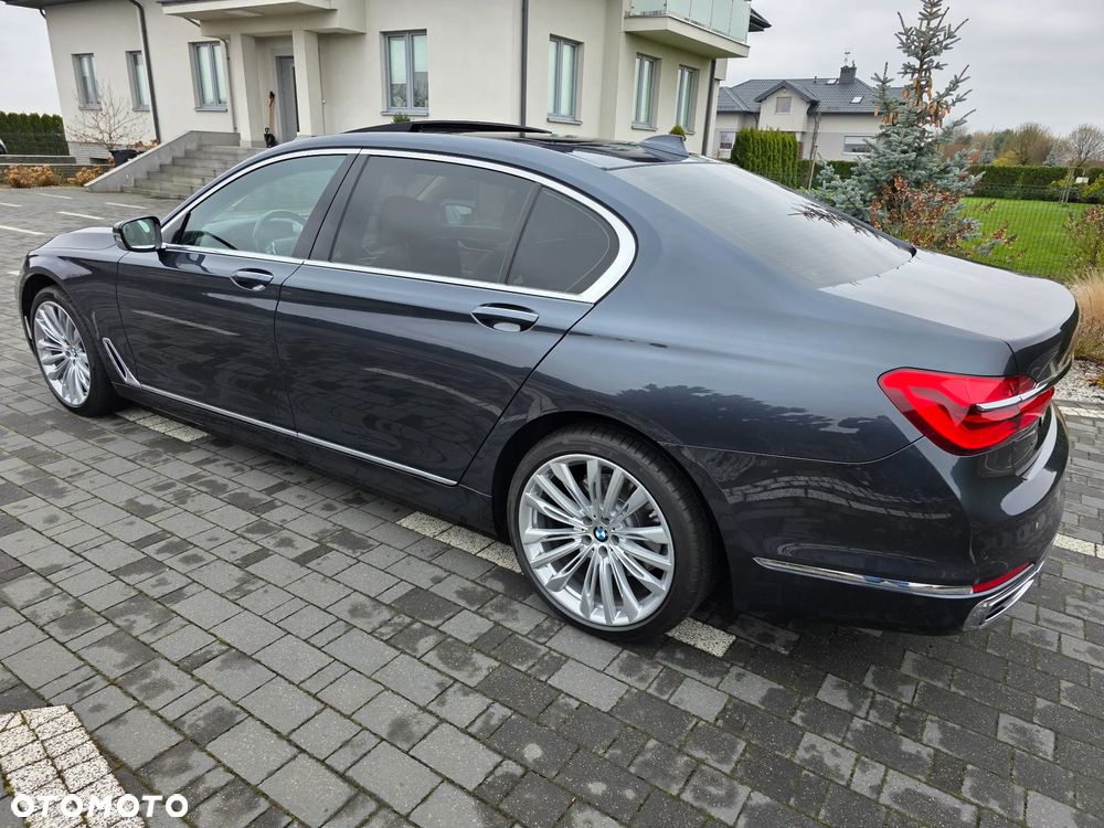 BMW Seria 7 730d xDrive - 35