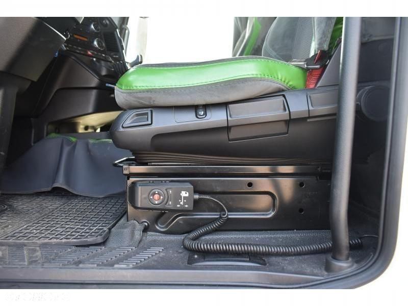 Mercedes-Benz Actros - 20