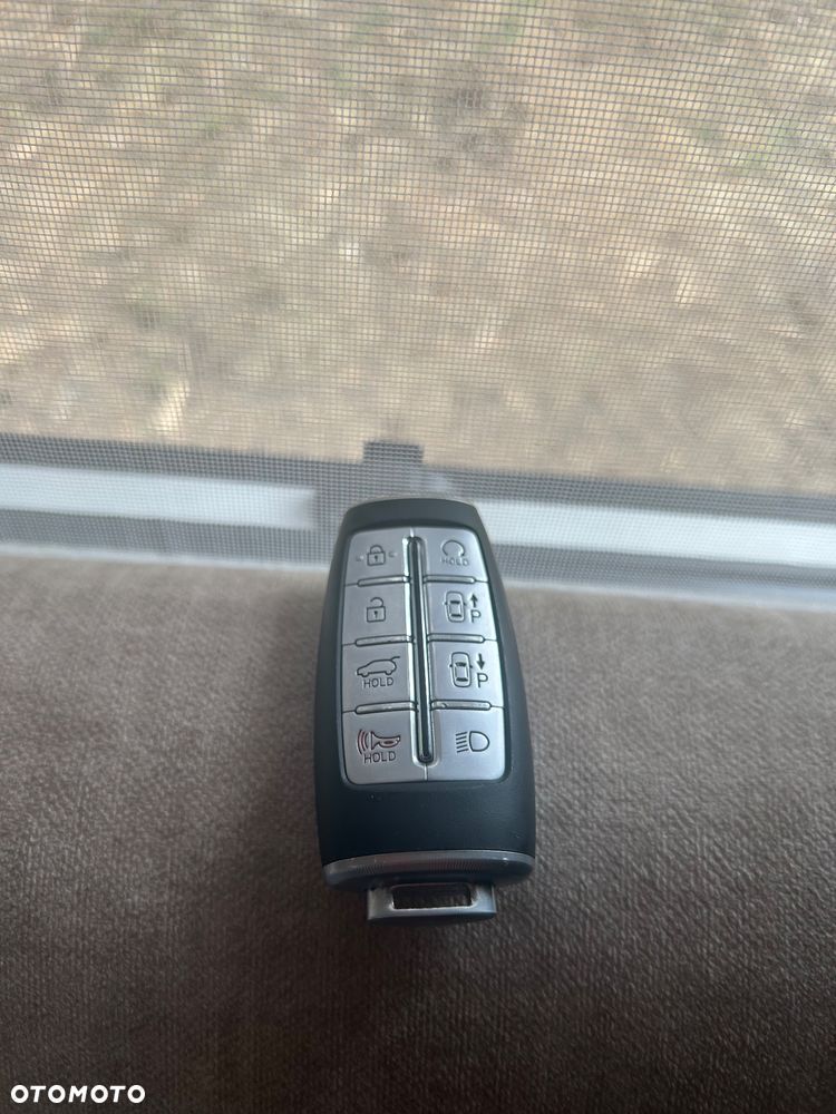 Genesis GV70 - 40