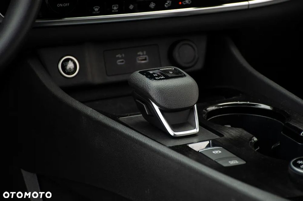 Nissan Rogue - 26