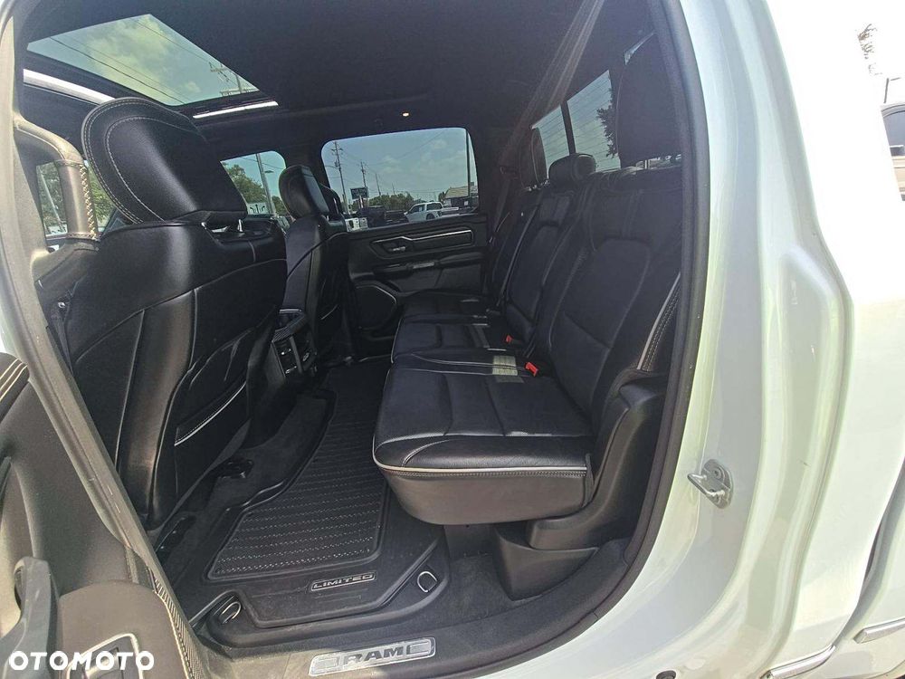 RAM 1500 5.7 Crew Cab Limited - 17