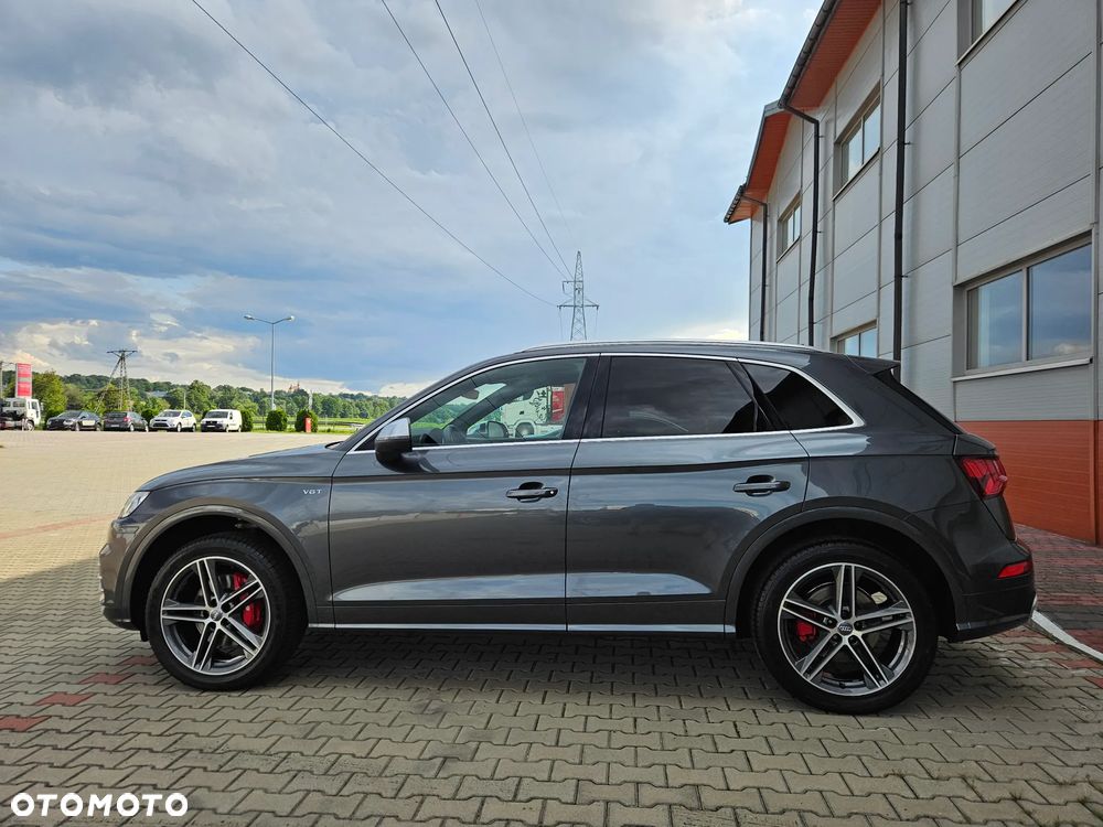 Audi SQ5 - 2