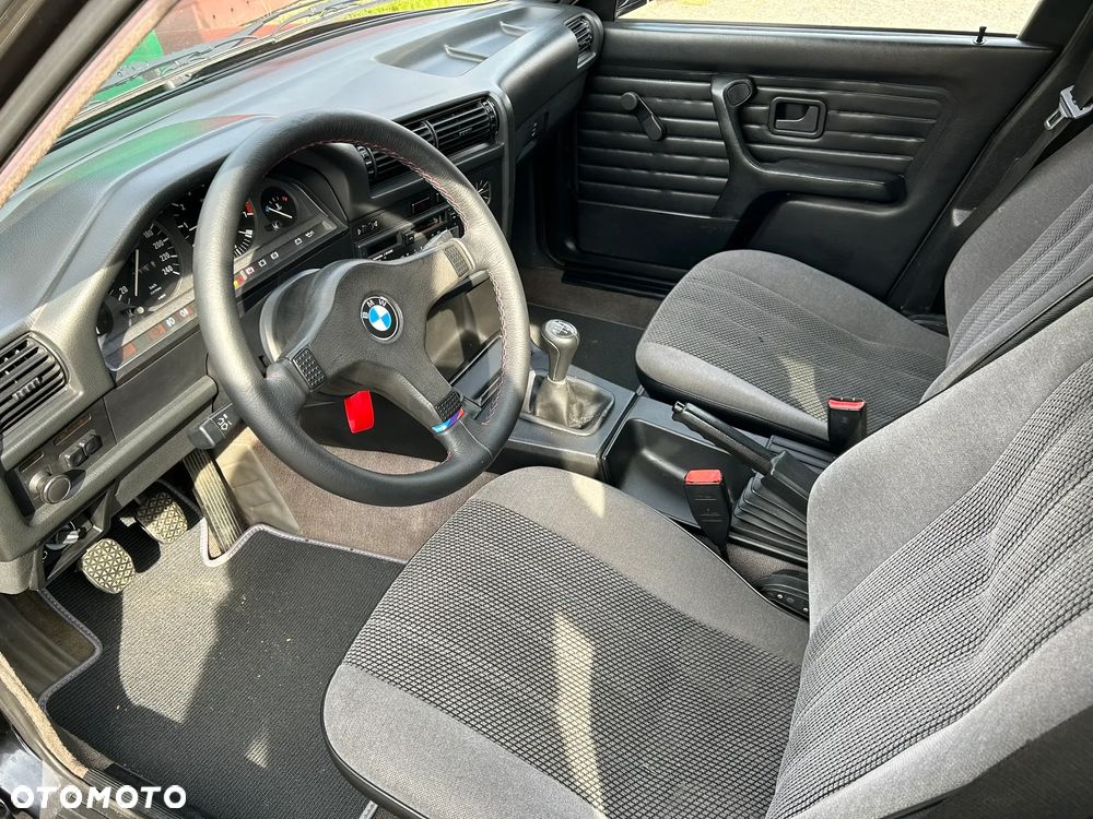 BMW Seria 3 316i - 4