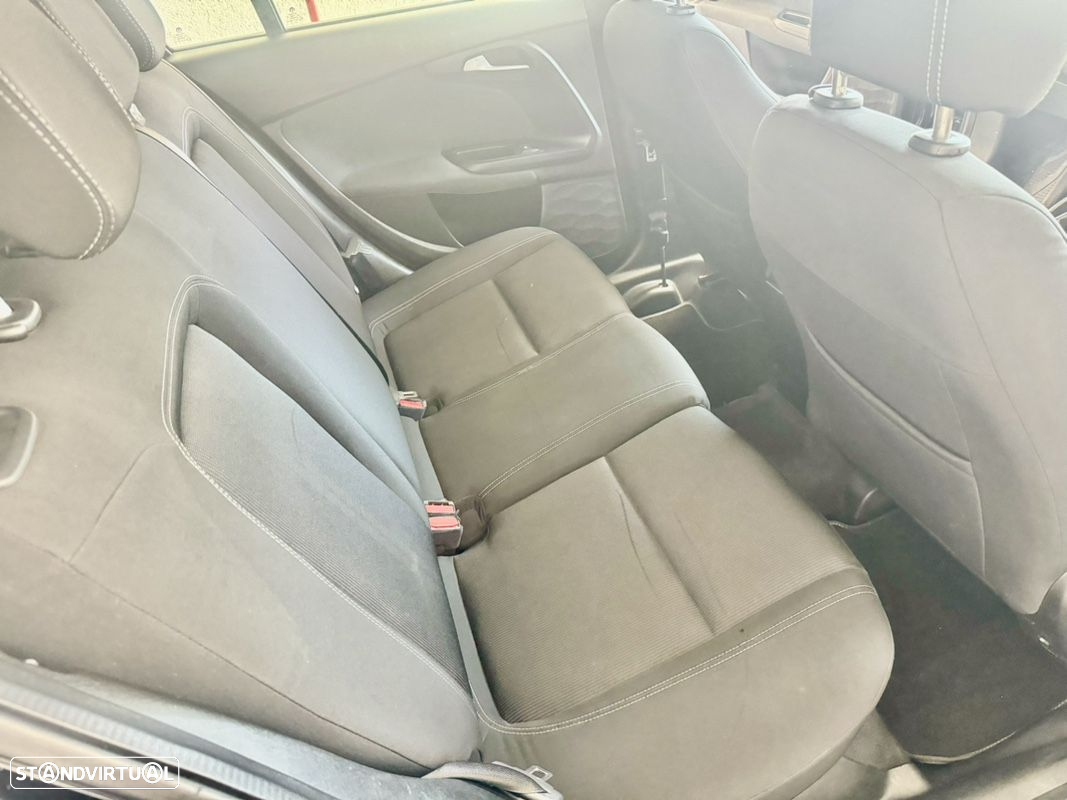 Fiat Tipo Station Wagon 1.6 M-Jet Lounge J17 - 39