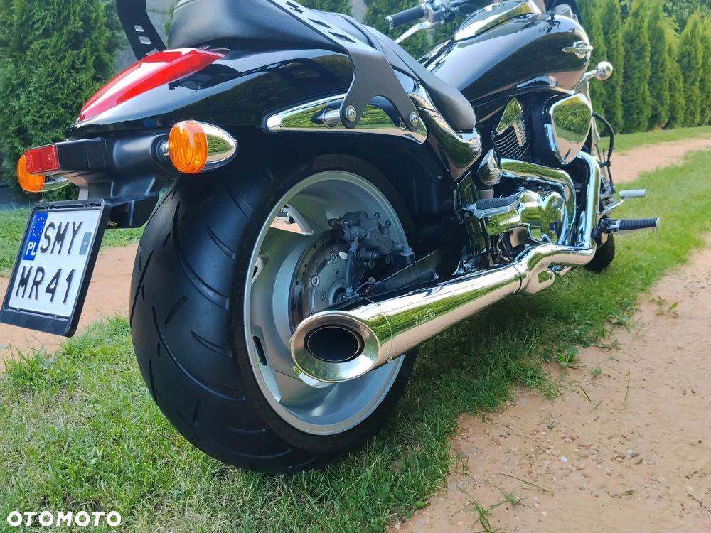 Suzuki Intruder - 7
