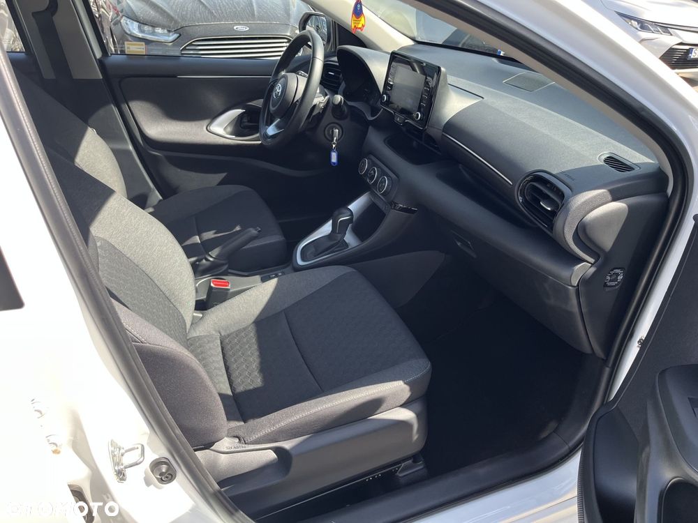 Toyota Yaris 1.5 Comfort CVT - 22