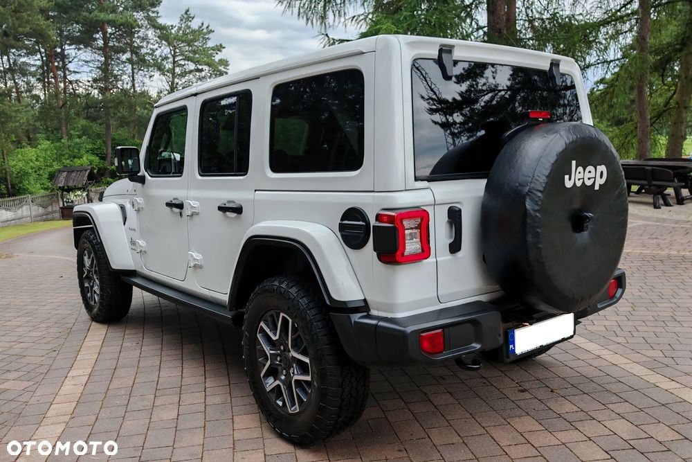 Jeep Wrangler Unlimited GME 2.0 Turbo Sahara - 3