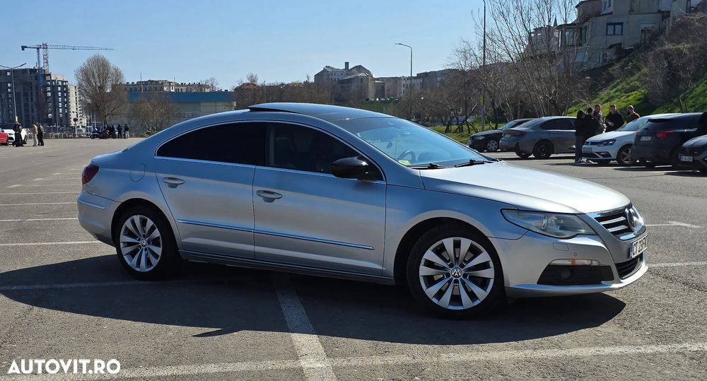 Volkswagen Passat CC - 21