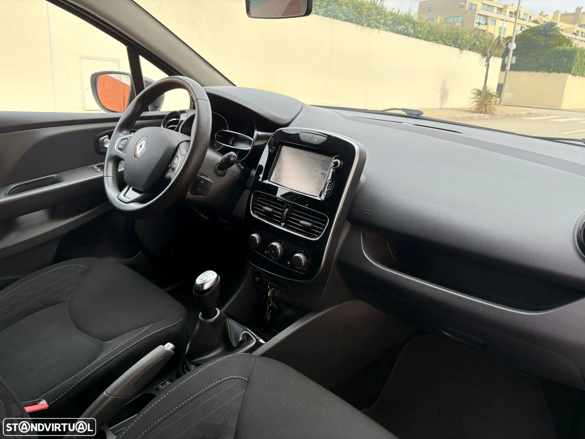 Renault Clio Sport Tourer 0.9 TCe Limited Edition - 13