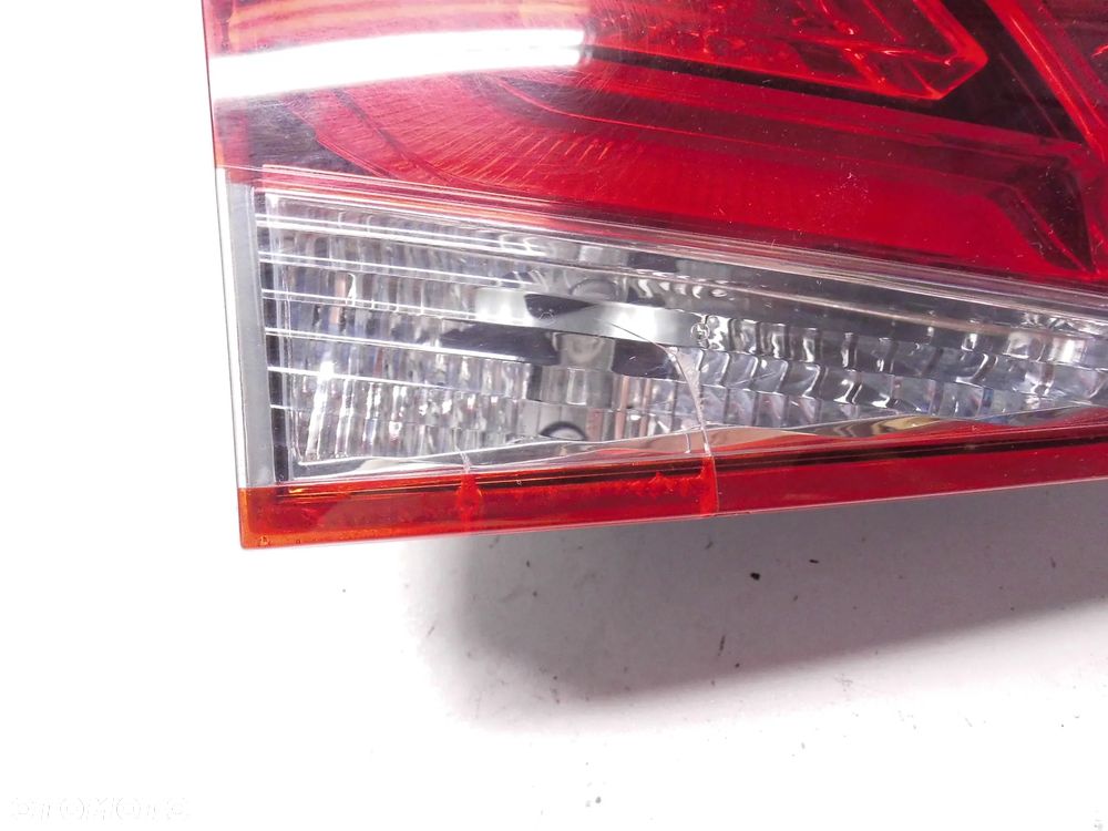 LAMPA W KLAPĘ HYUNDAI I40 LIFT KOMBI LEWA TYLNA ORYGINAŁ - 3