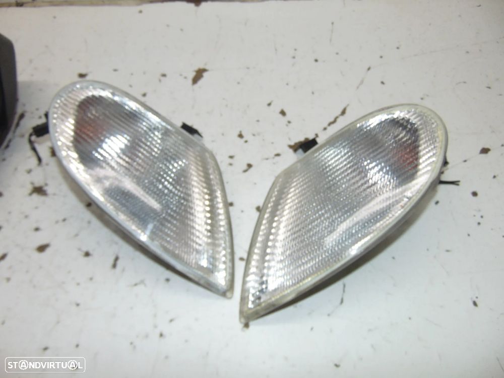VW Sharan farolim/piscas frente - 6