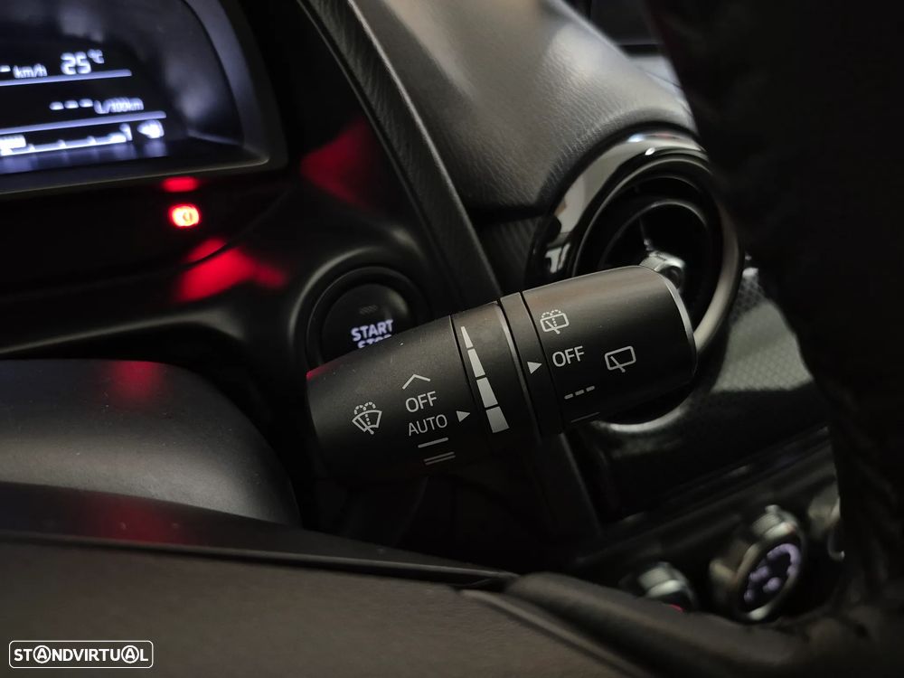 Mazda 2 1.5 e-Skyactiv-G Exclusive-Line Navi - 19