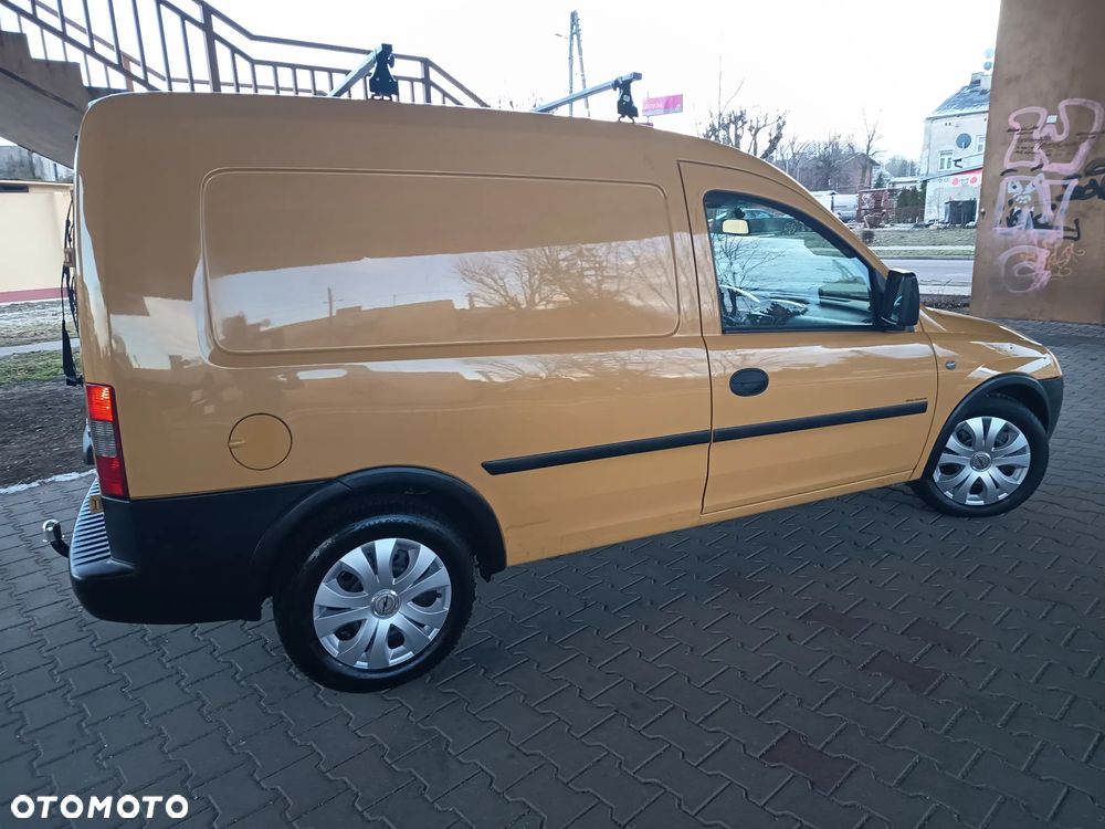 Opel Combo Tour Enjoy - 11