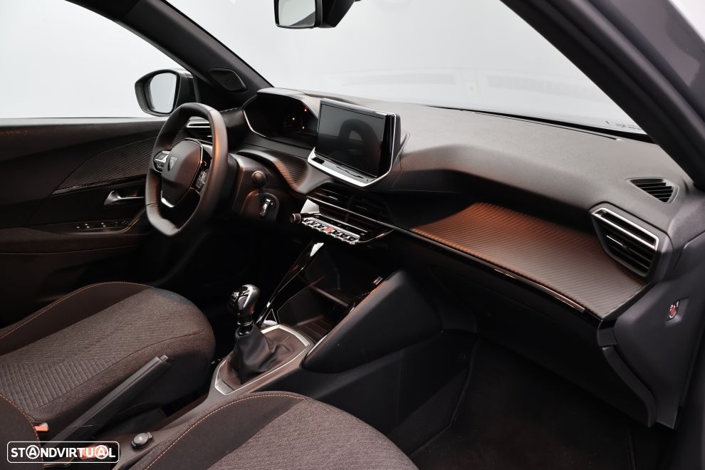 Peugeot 2008 1.2 PureTech Style - 20