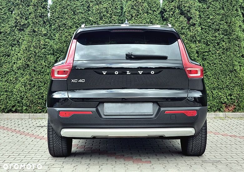 Volvo XC 40 D3 Momentum Pro - 12