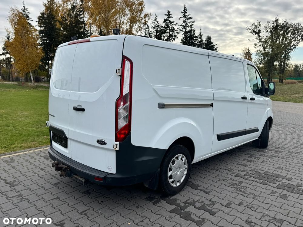 Ford Transit Custom - 8