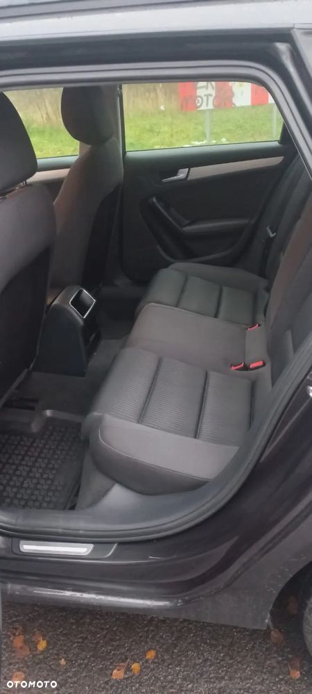 Audi A4 Avant 2.0 TDI - 14