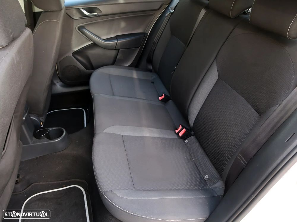 Skoda Rapid Spaceback 1.2 TSi Elegance - 14