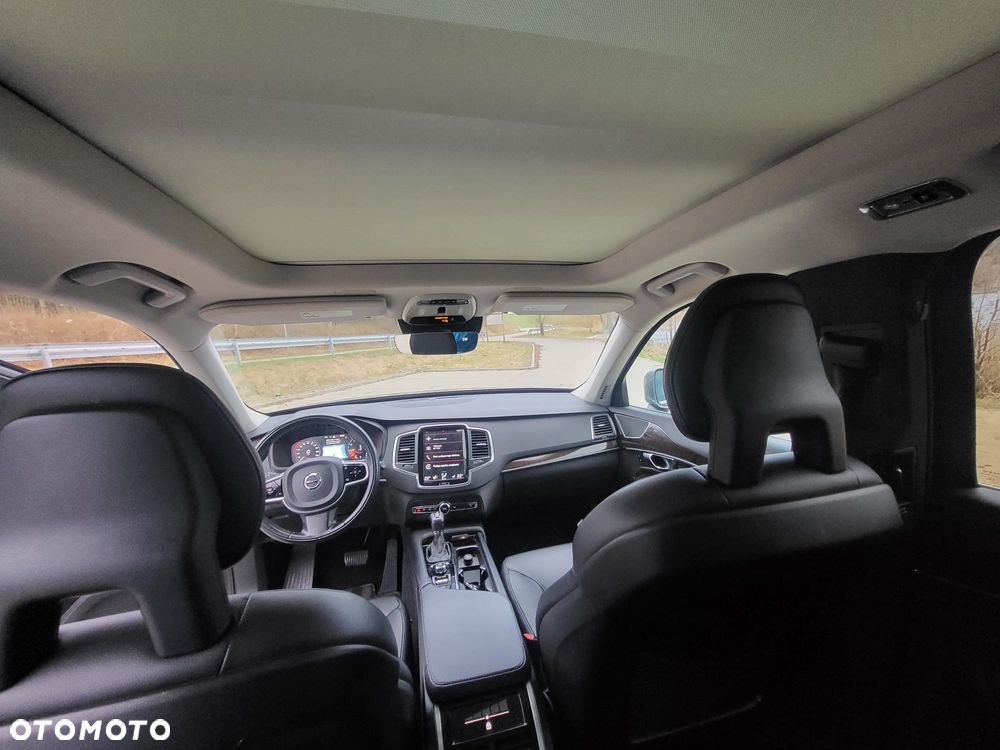 Volvo XC 90 T5 AWD Geartronic Momentum - 17