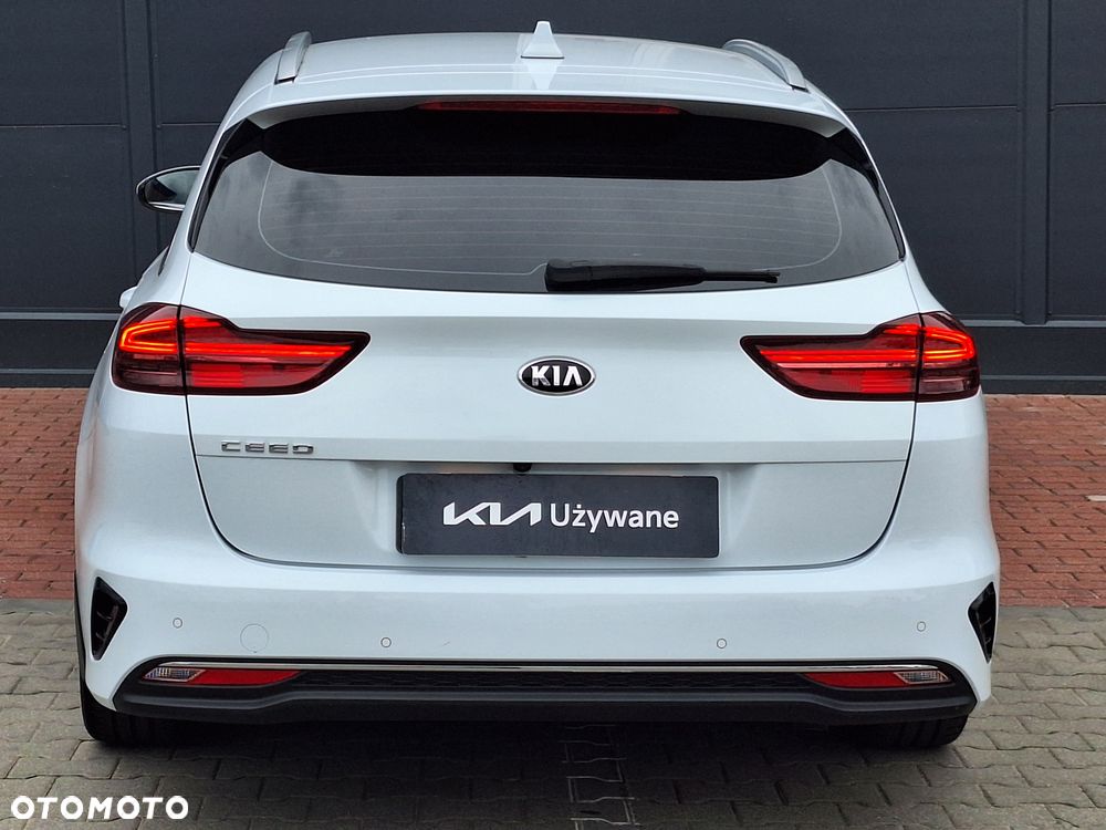 Kia Ceed 1.5 T-GDI M DCT - 33